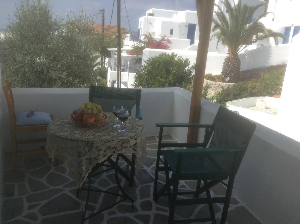 Irene Rooms Folegandros Island ภายนอก รูปภาพ